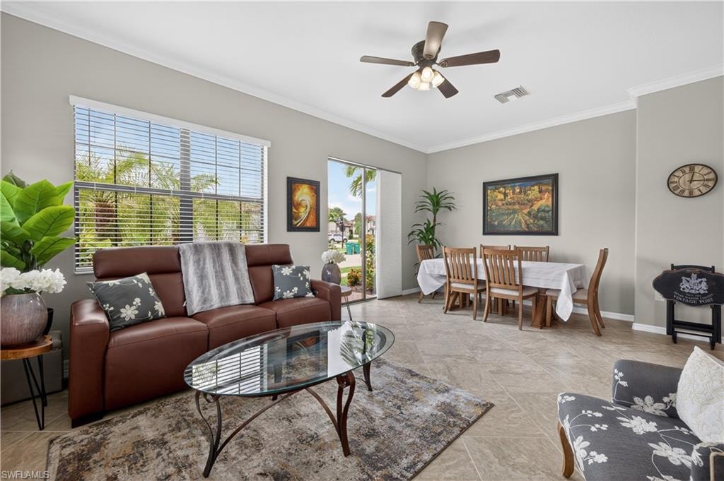 1170 Genovesa CT photo 10