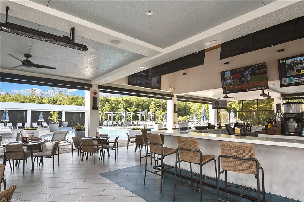 New Oasis bar