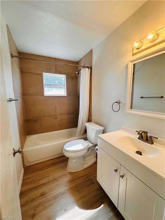 4931 Vincennes CT 7