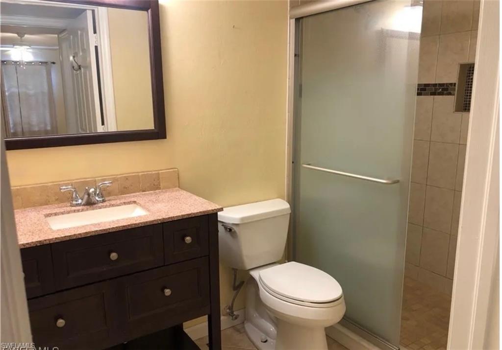 2nd  Bdrm bathroom