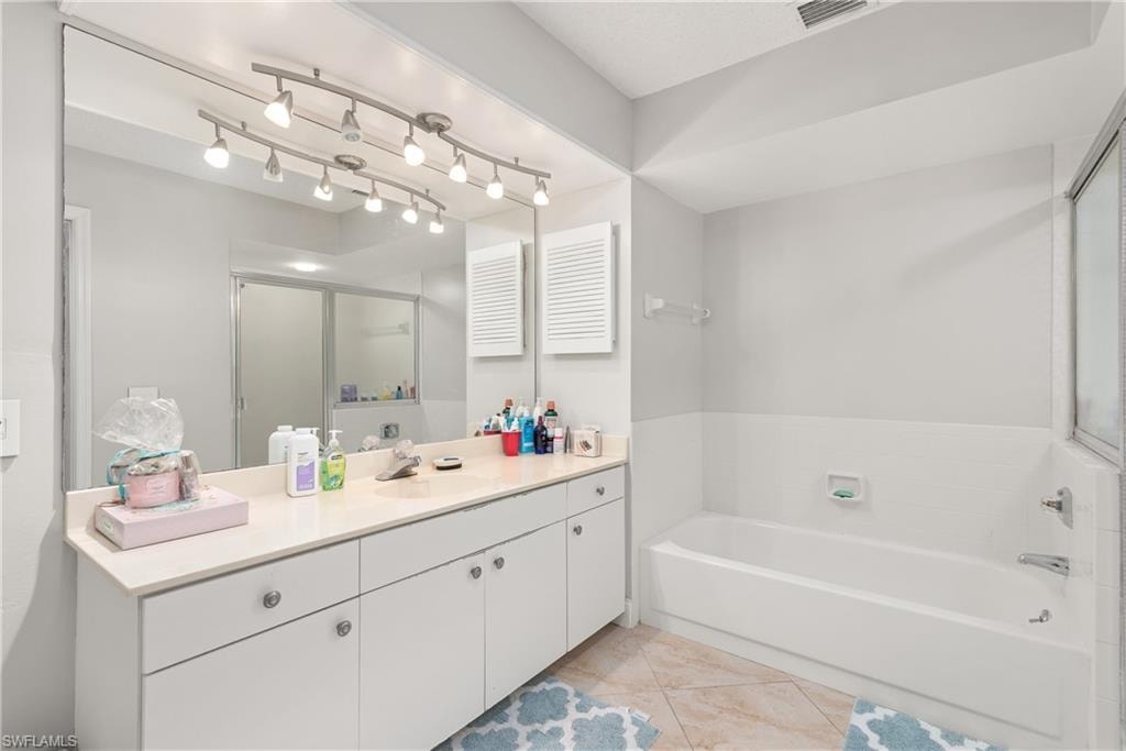 511 Clubside DR 1-511 photo 16