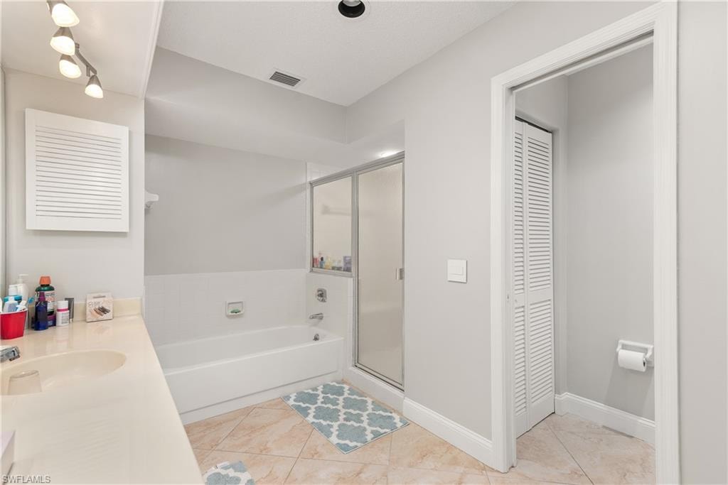 511 Clubside DR 1-511 photo 15