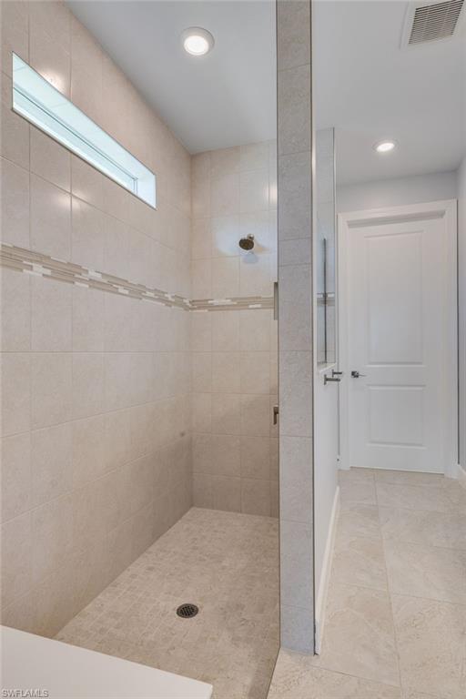 Walk in shower