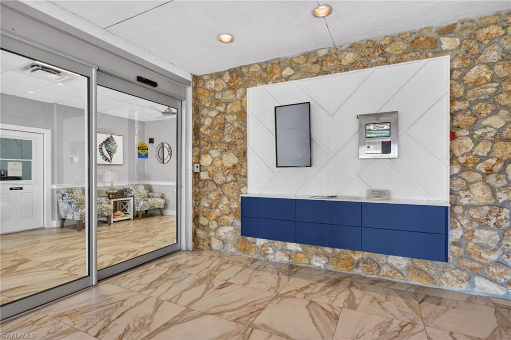 5 Bluebill AVE 209