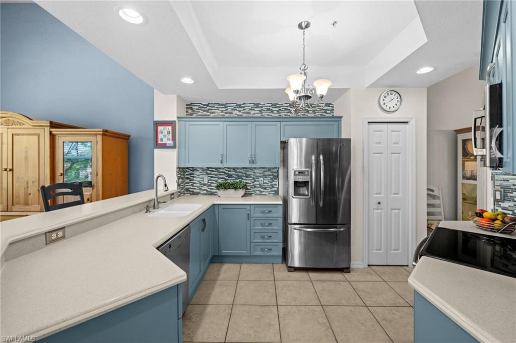 8380 Whisper Trace LN J201 photo 11