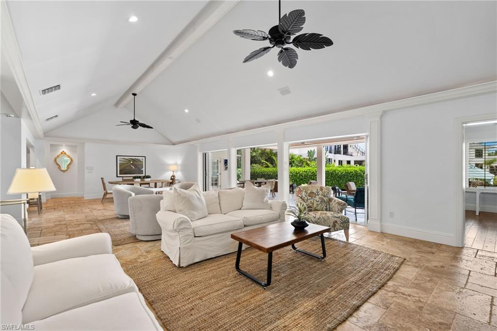 2201 Beacon LN photo 11