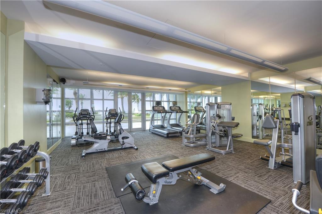 3000 Oasis Grand BLVD 401 photo 27