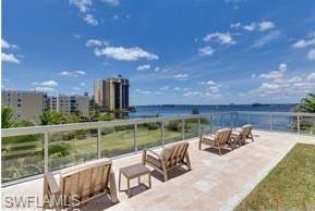 3000 Oasis Grand BLVD 401 photo 28
