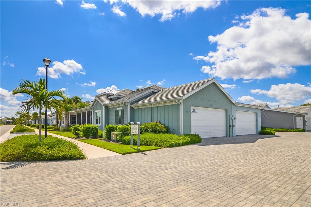 7286 Saona CT photo 24