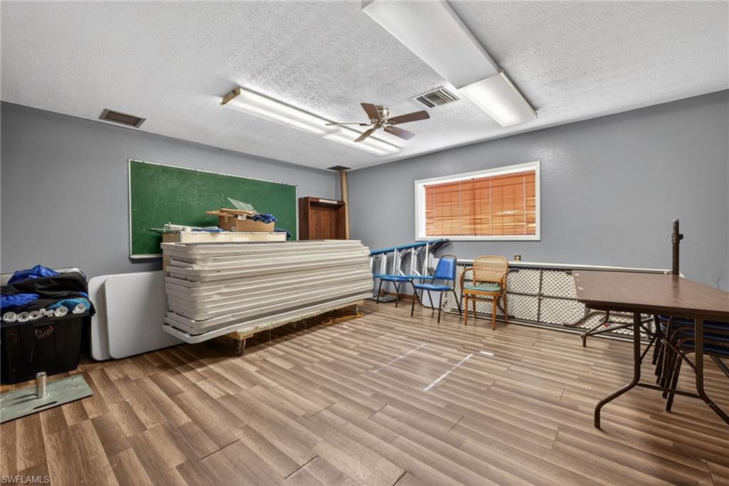 3145 Royalston AVE photo 21