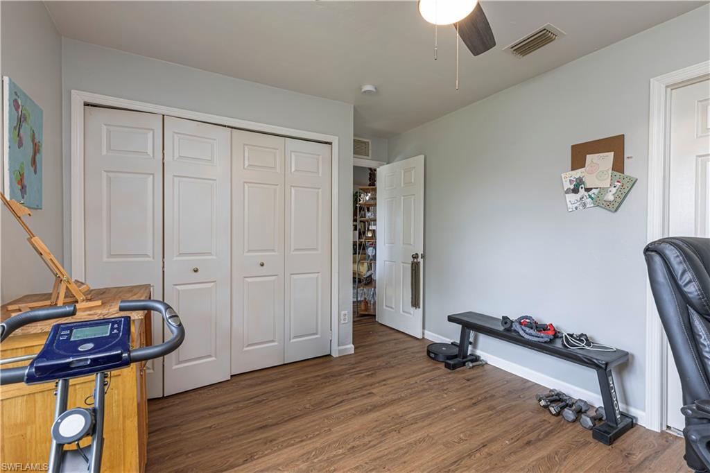 4140 8th CT photo 18