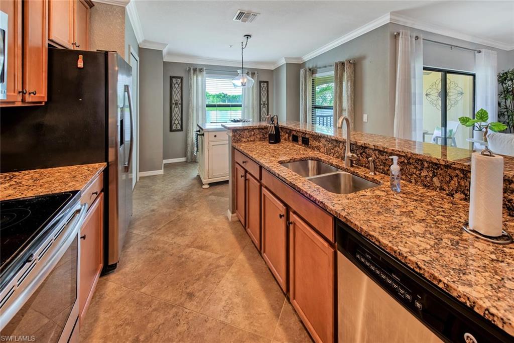 9513 Avellino WAY 2024 photo 10