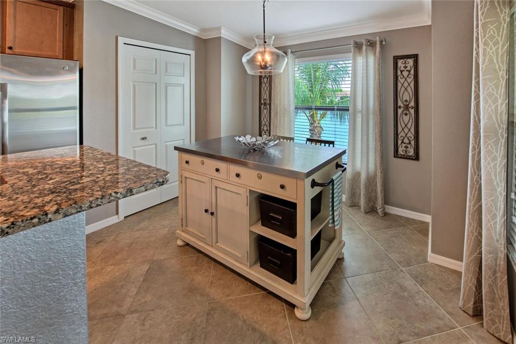 9513 Avellino WAY 2024 photo 11