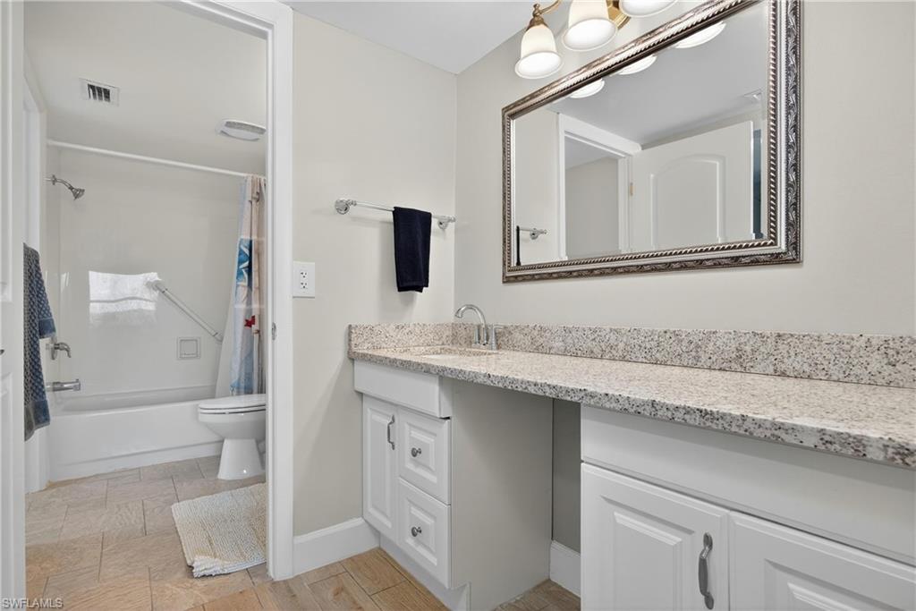 6220 Augusta DR 408 photo 15