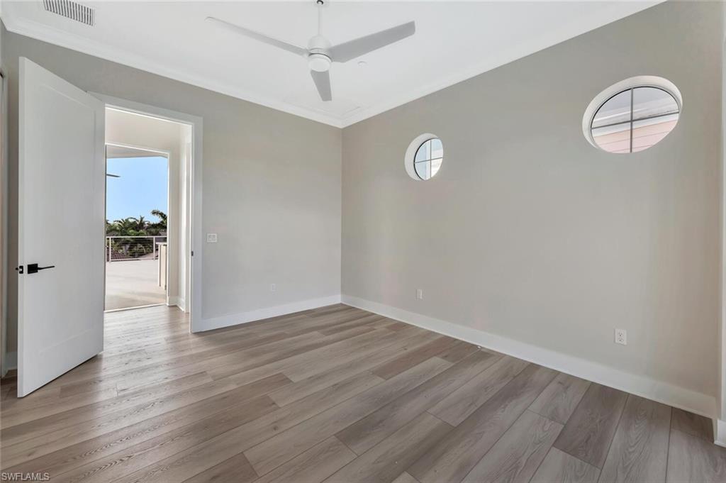 Bedroom on 4th level