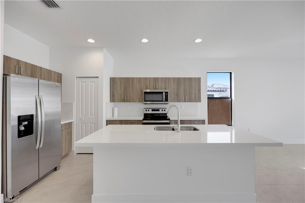 5574 Cassidy LN photo 25