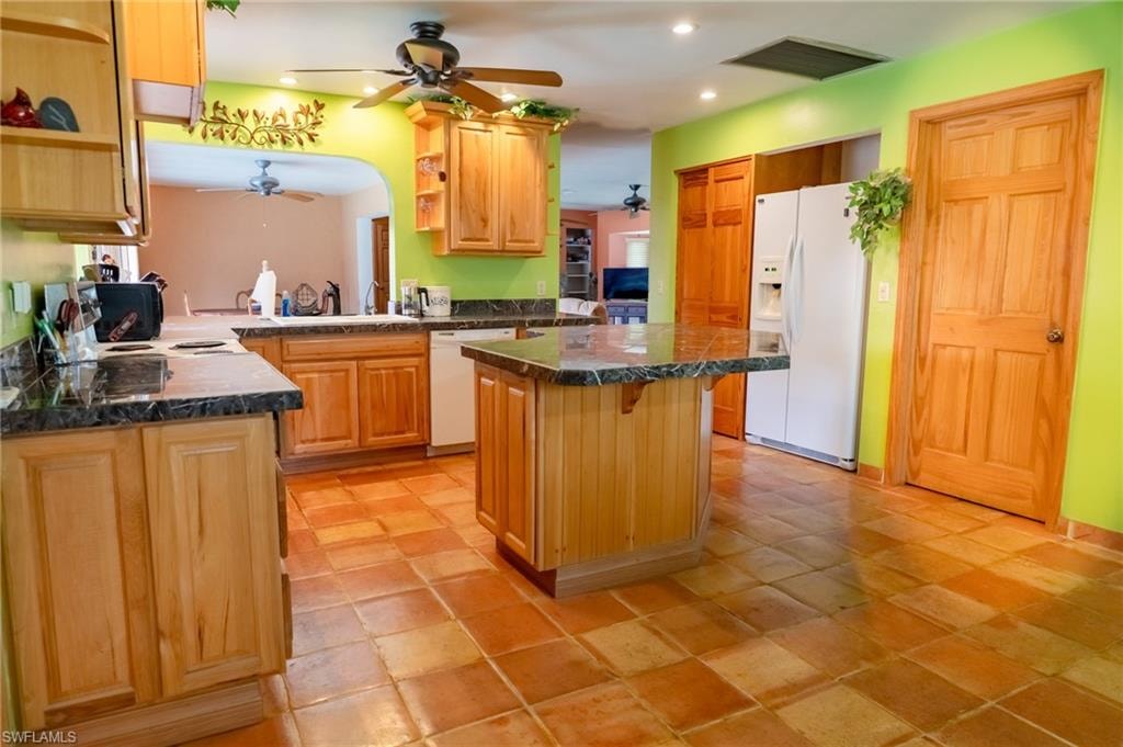 4240 Riverview RD photo 12
