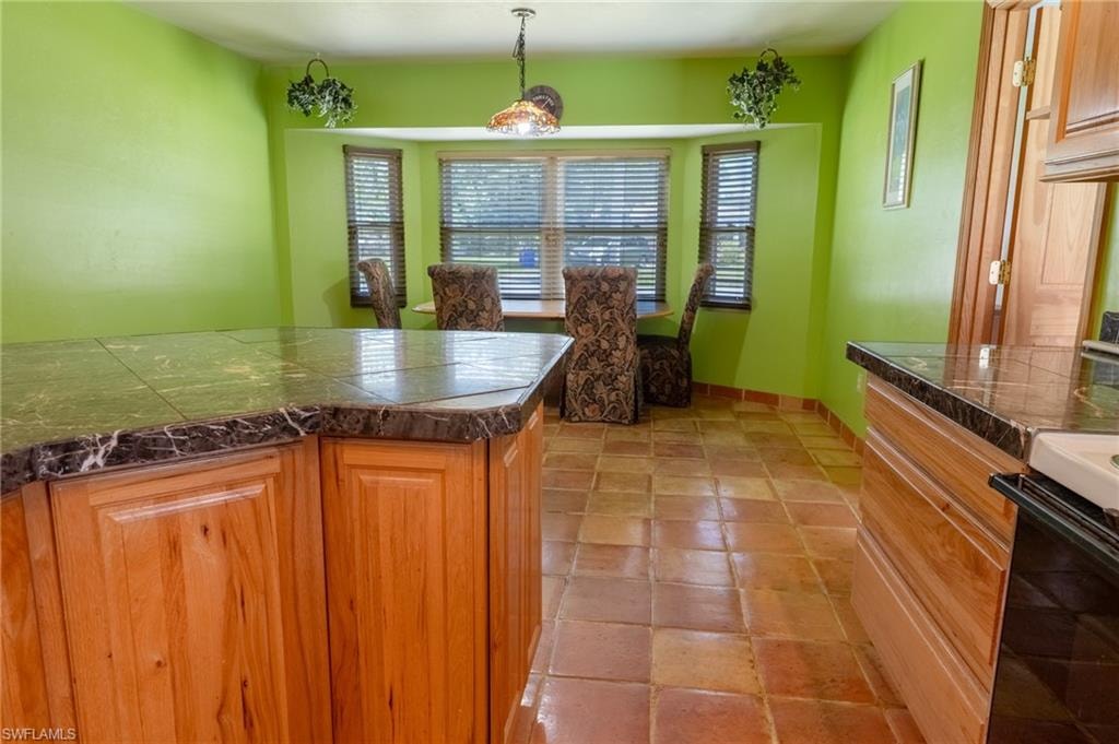 4240 Riverview RD photo 14