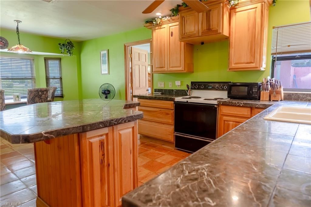 4240 Riverview RD photo 11