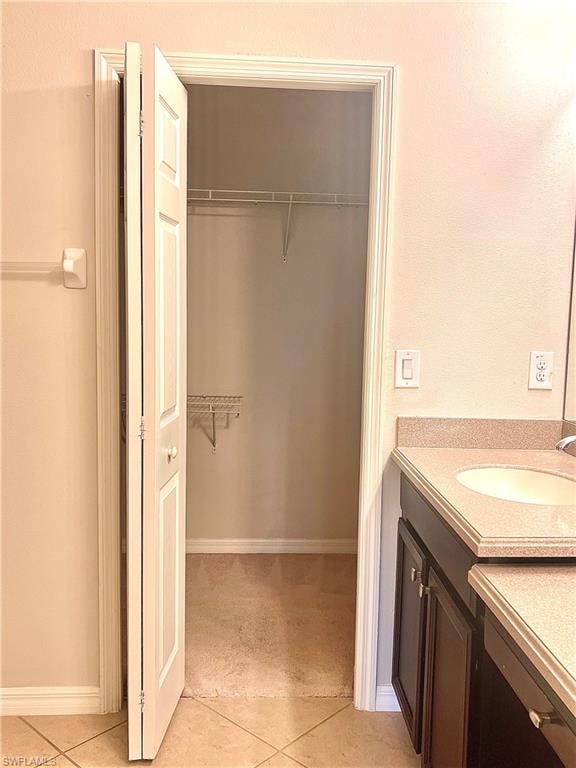 Walk In Closet Adjoins The Bathroom