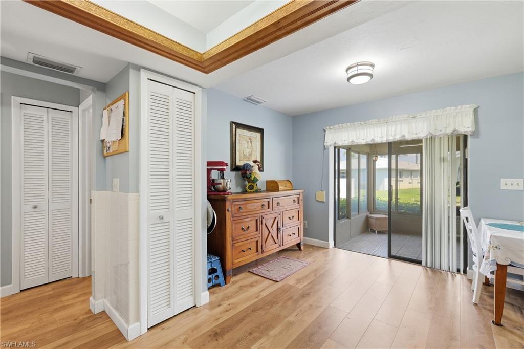 2501 SW 52nd TER photo 16