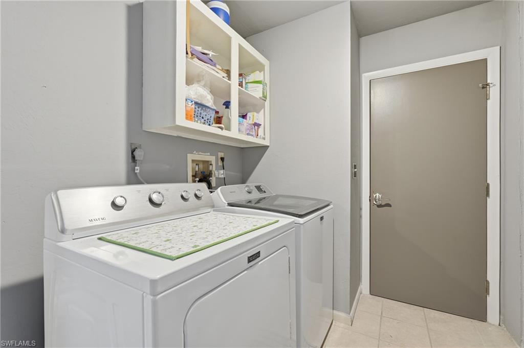 2501 SW 52nd TER photo 28