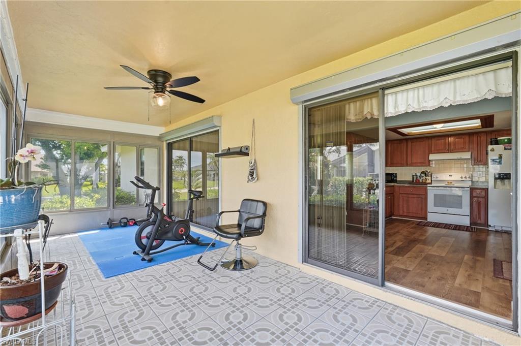 2501 SW 52nd TER photo 30