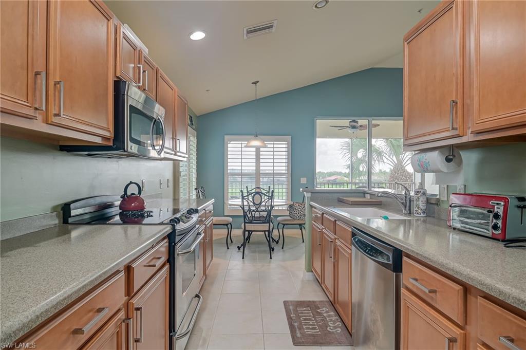 5706 Mayflower WAY 208
