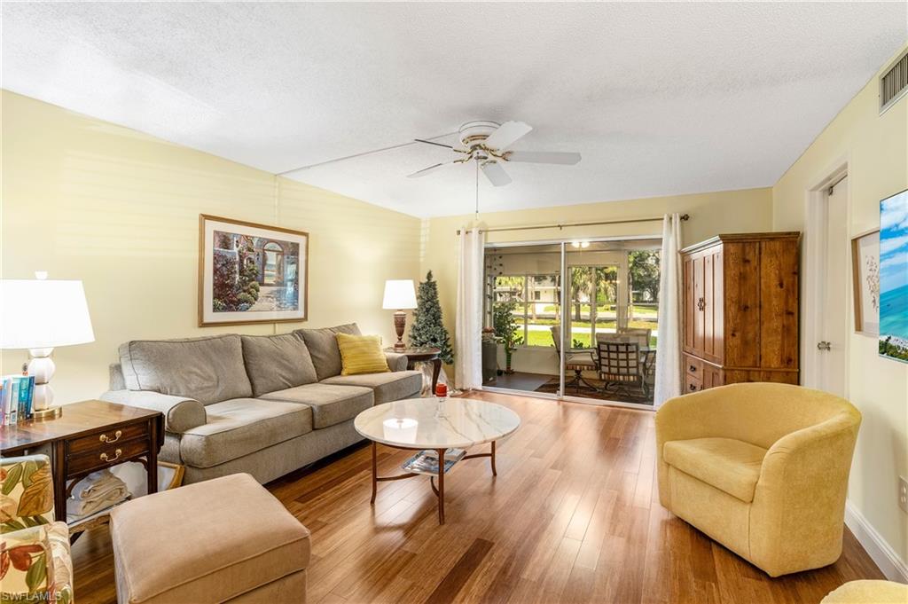 200 Valley Stream DR 4B