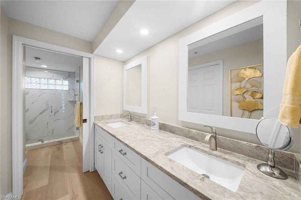 760 Waterford DR #101 photo 33