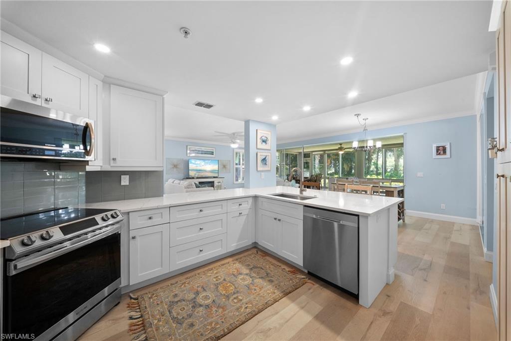 760 Waterford DR #101 photo 21