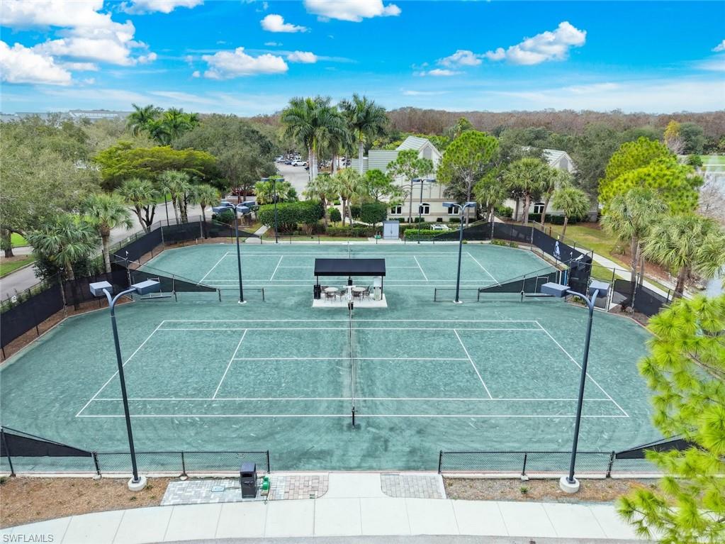 Twin Eagles Tennis Courts