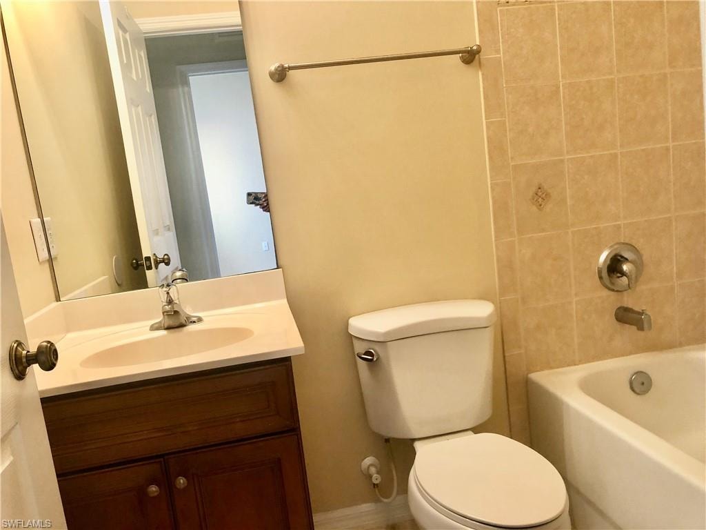 9813 Quinta Artesa WAY 104 photo 17