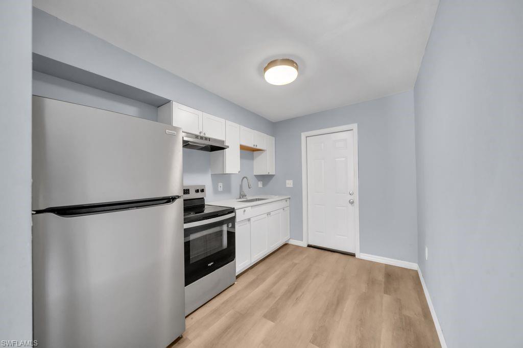1840 Lafayette ST photo 27