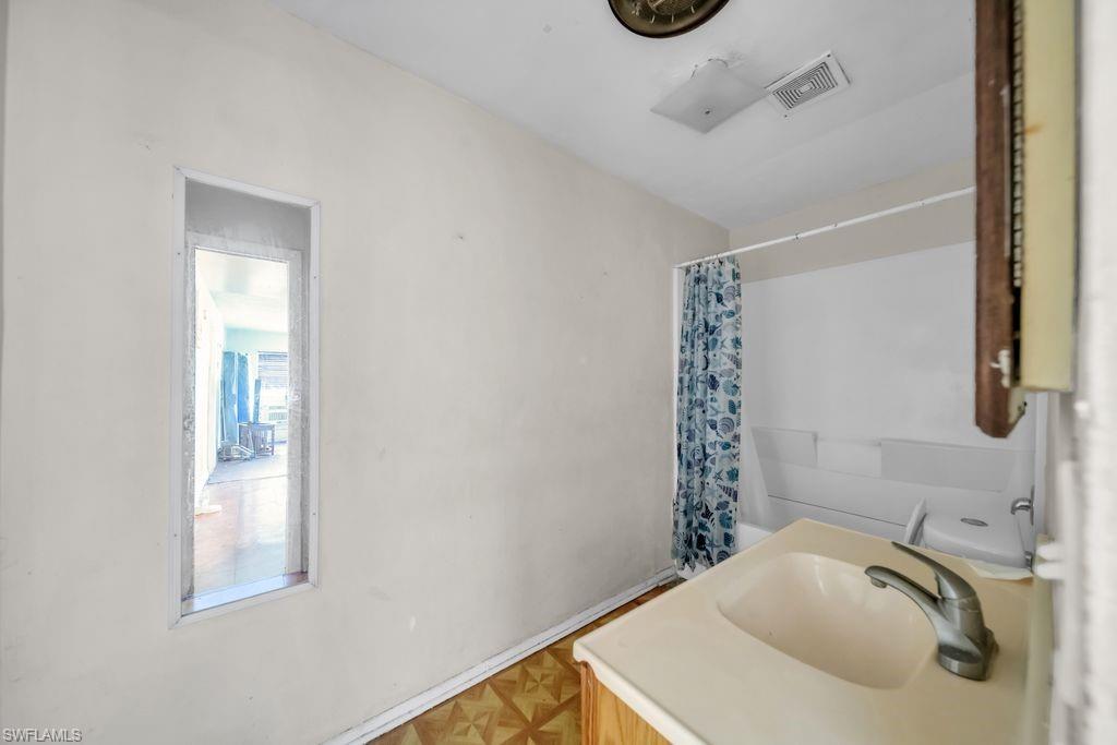 1840 Lafayette ST photo 10