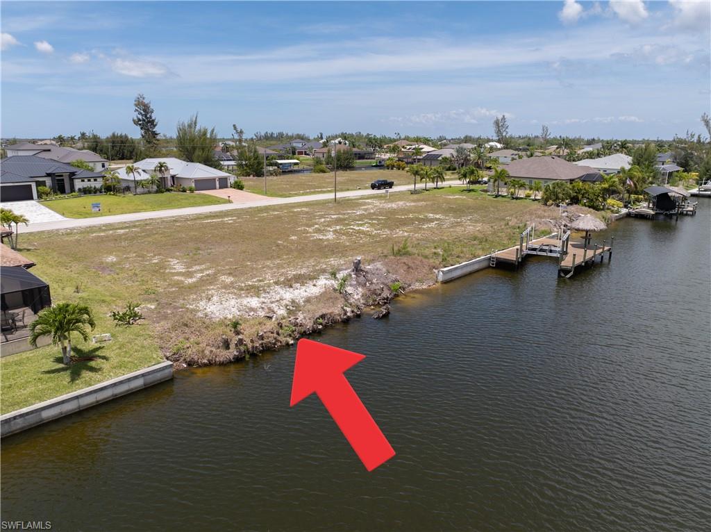 1637 NW 39th AVE