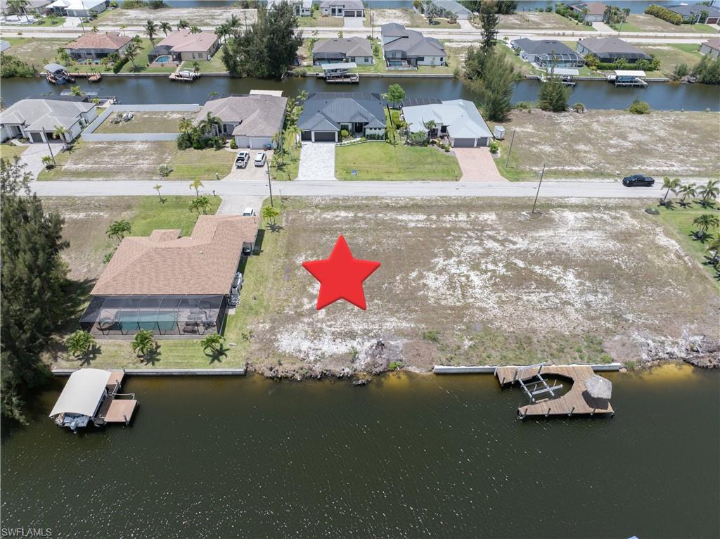 1637 NW 39th AVE