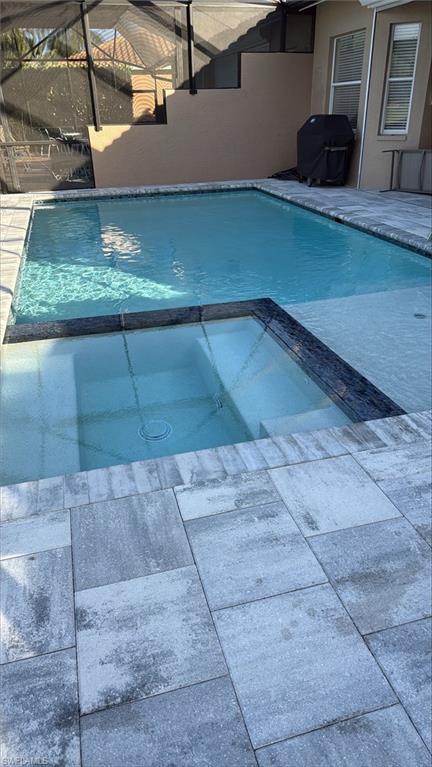 POOL & SPA