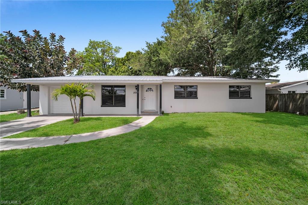 2085 E Tobago CIR