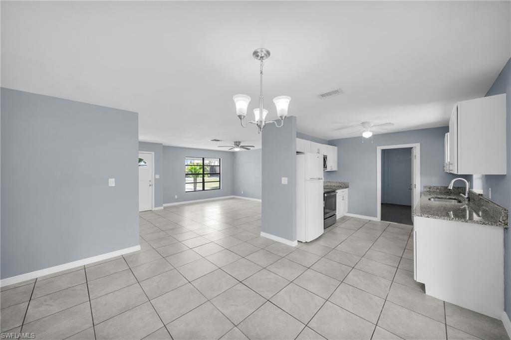 2085 E Tobago CIR photo 9