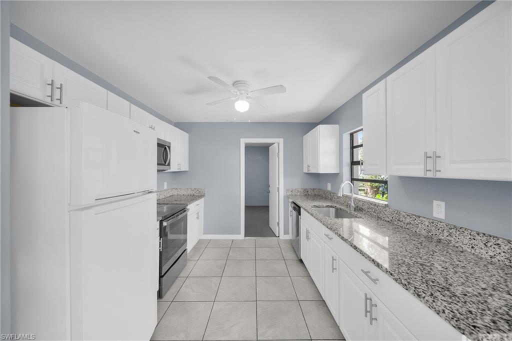 2085 E Tobago CIR photo 10