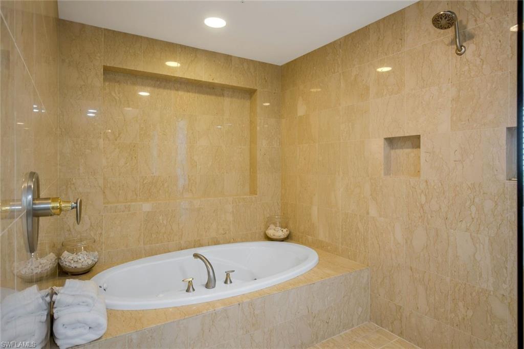 275 Indies WAY 1205 photo 16