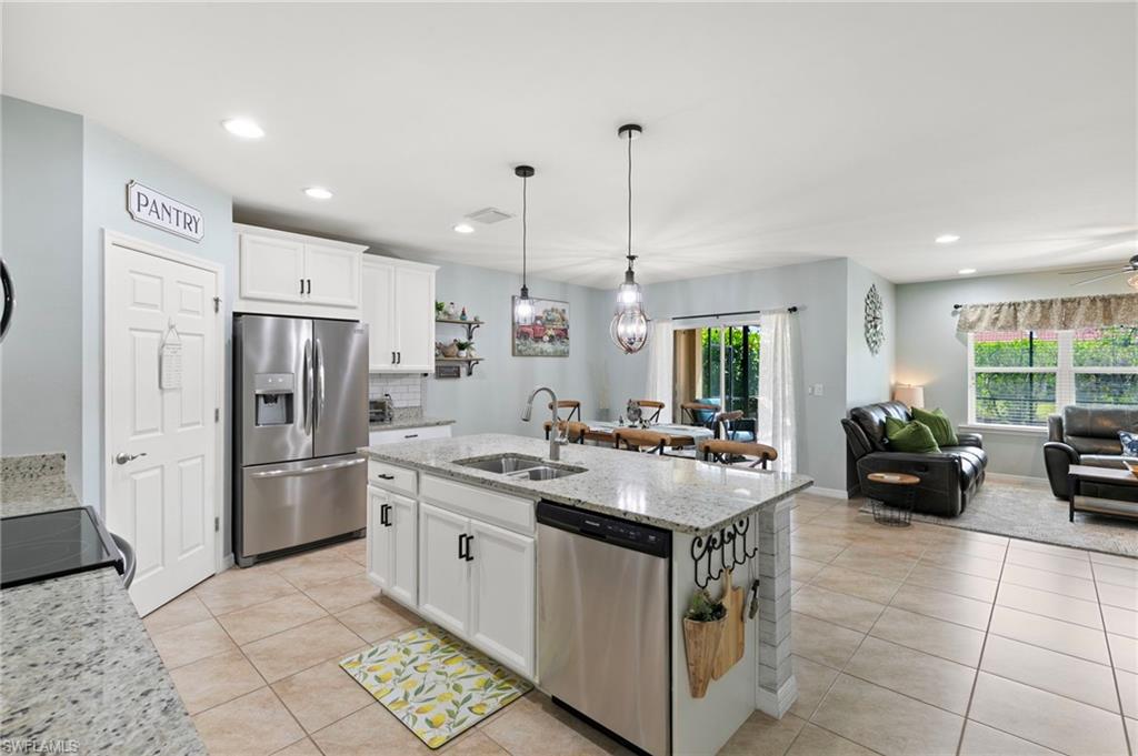 3215 Birchin LN photo 7