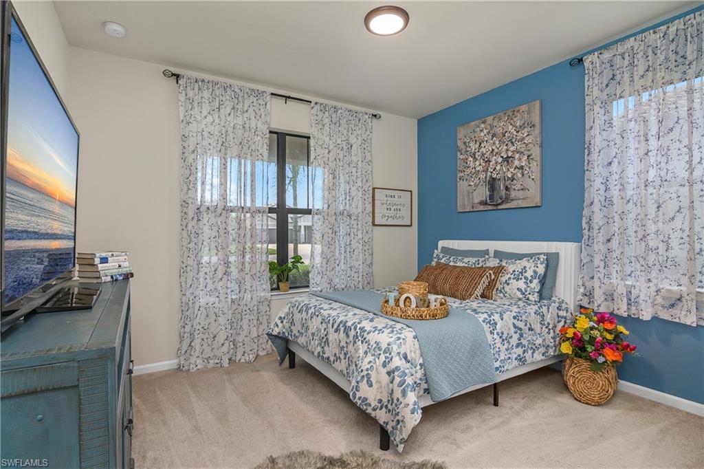 17628 Kinzie LN photo 23