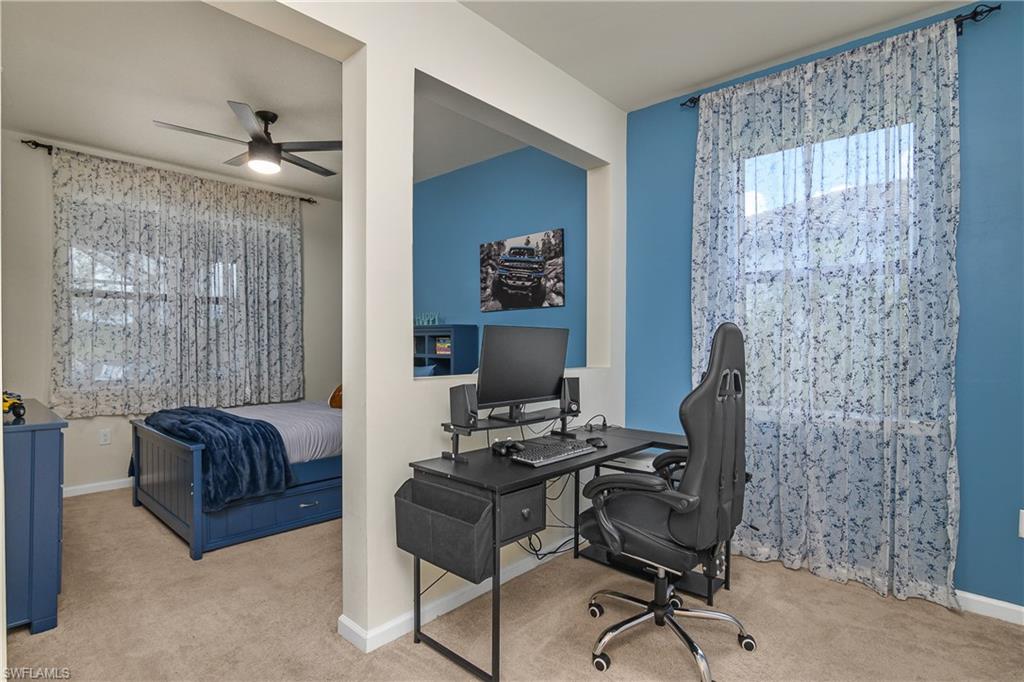17628 Kinzie LN photo 26