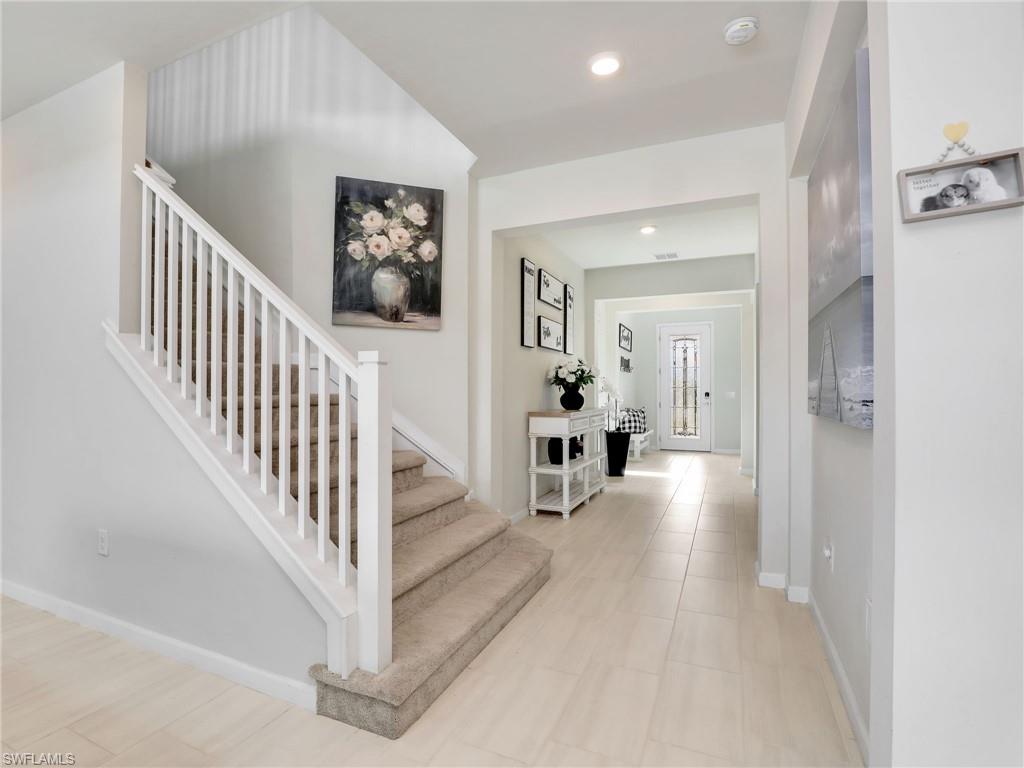 17628 Kinzie LN photo 11