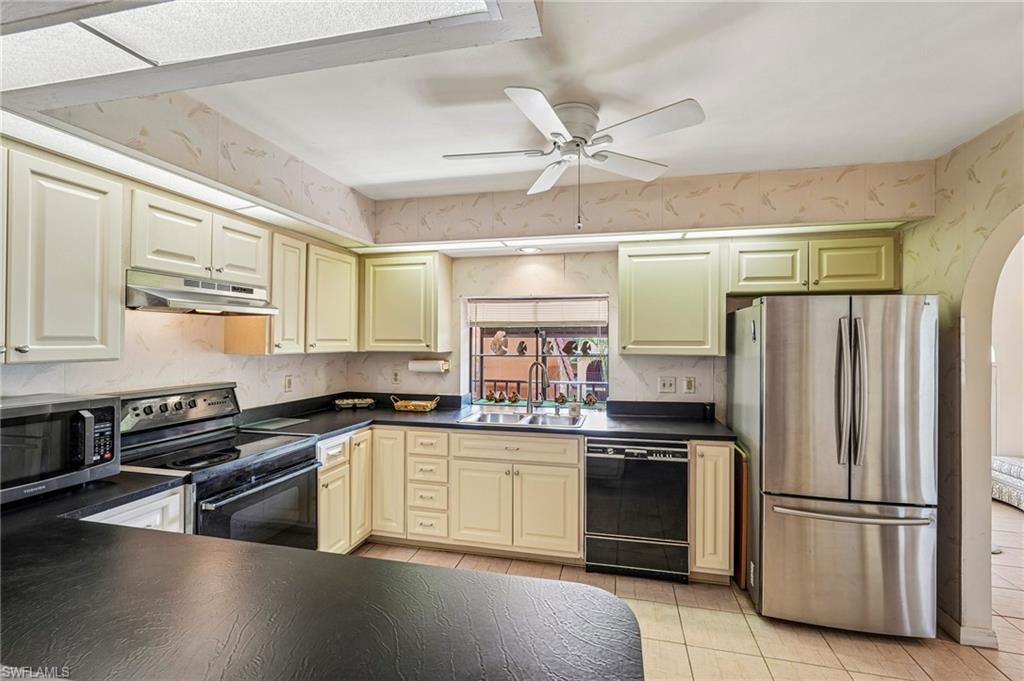 5510 SW 4th PL 605 photo 26