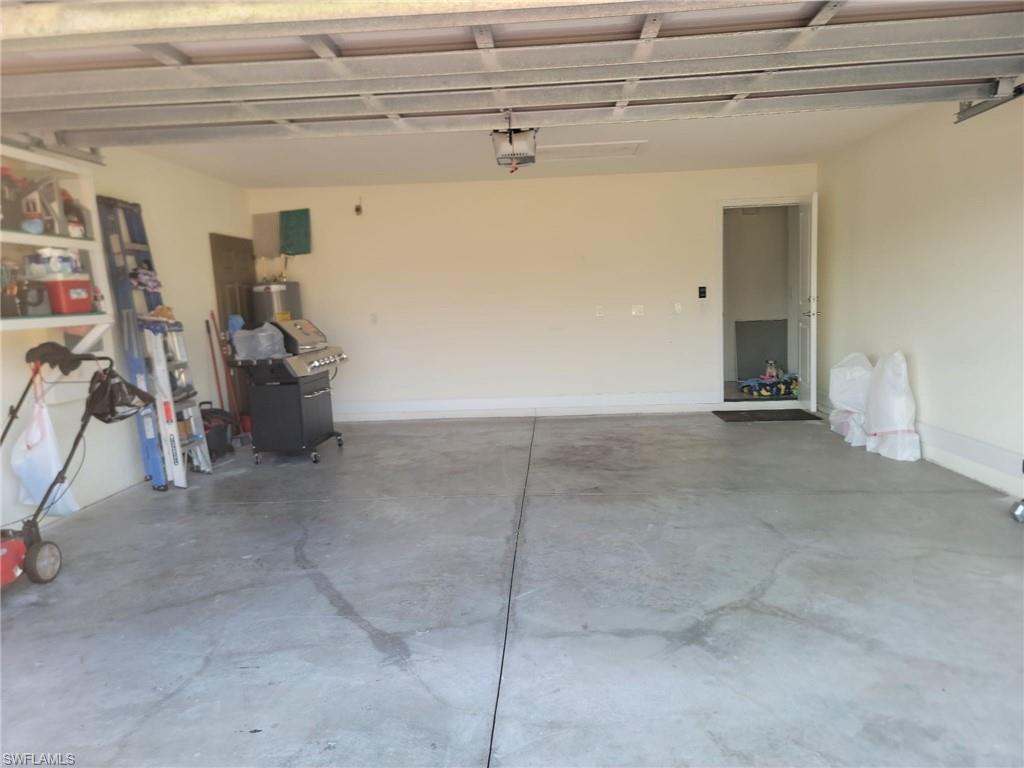 5060 Benton ST photo 7