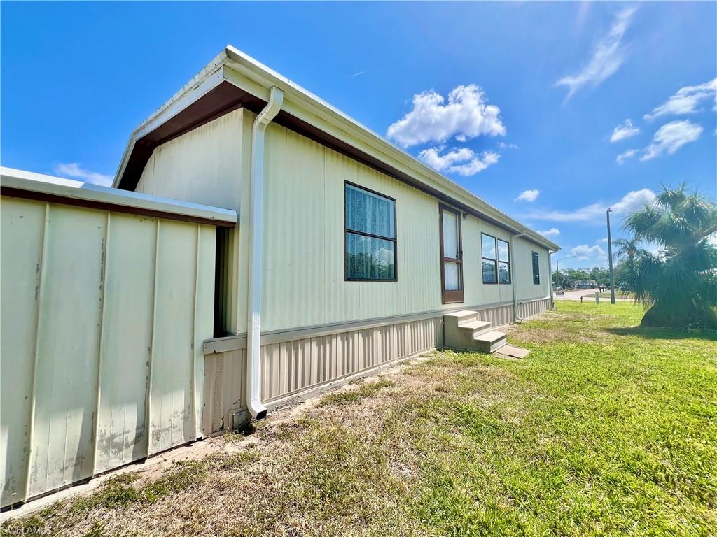 573 Cape Florida LN photo 27