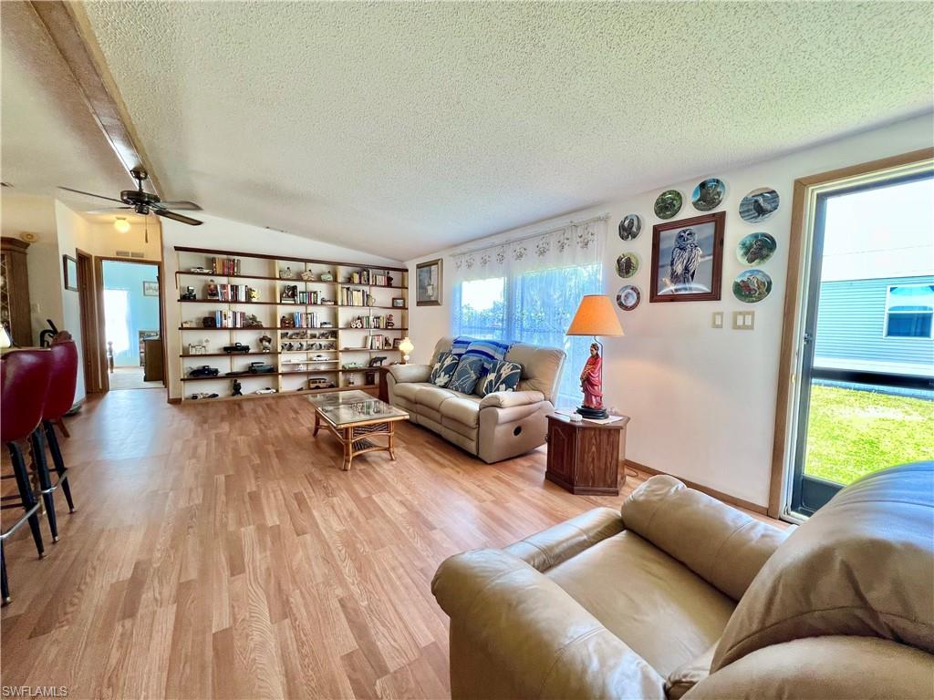 573 Cape Florida LN photo 6